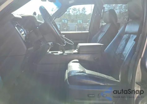 2008 Ford Expedition Xlt z USA, uszkodzony, nr VIN 1FMFU15538LA77234